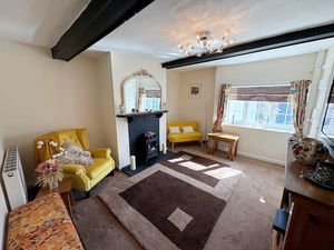 Lounge- click for photo gallery